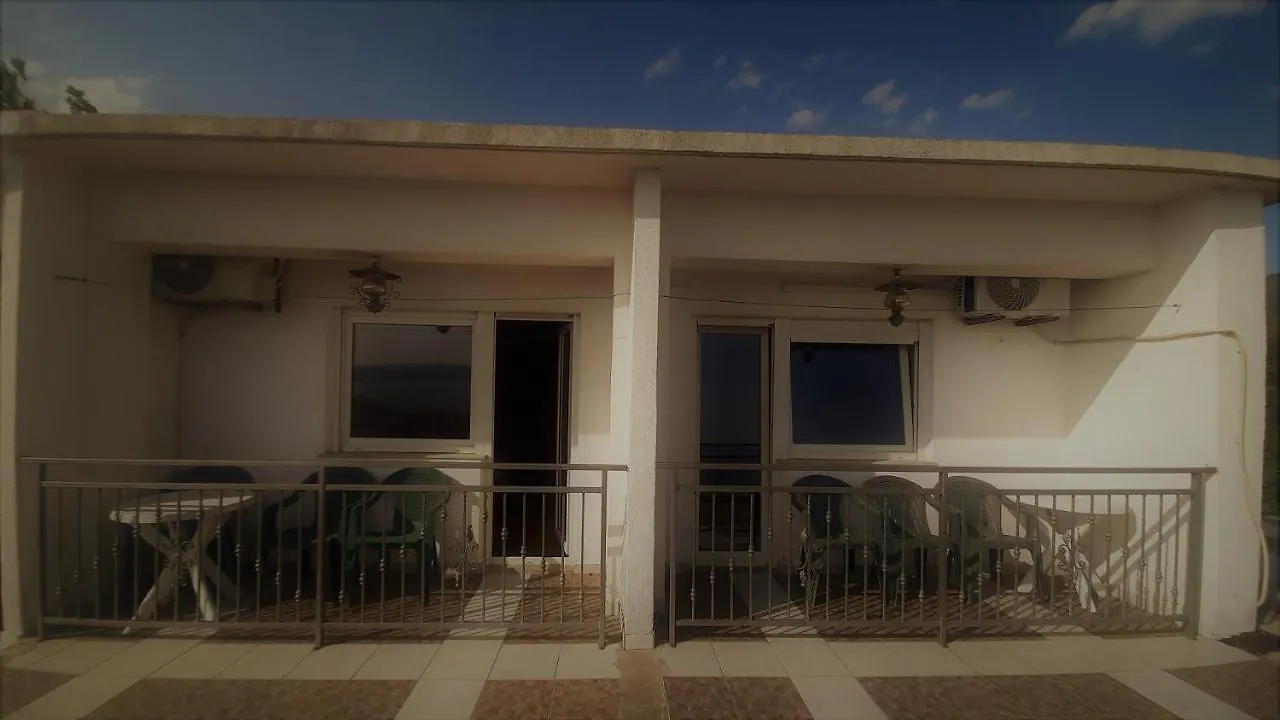 Apartments And Rooms Close To The Sea Povile Chorwacja