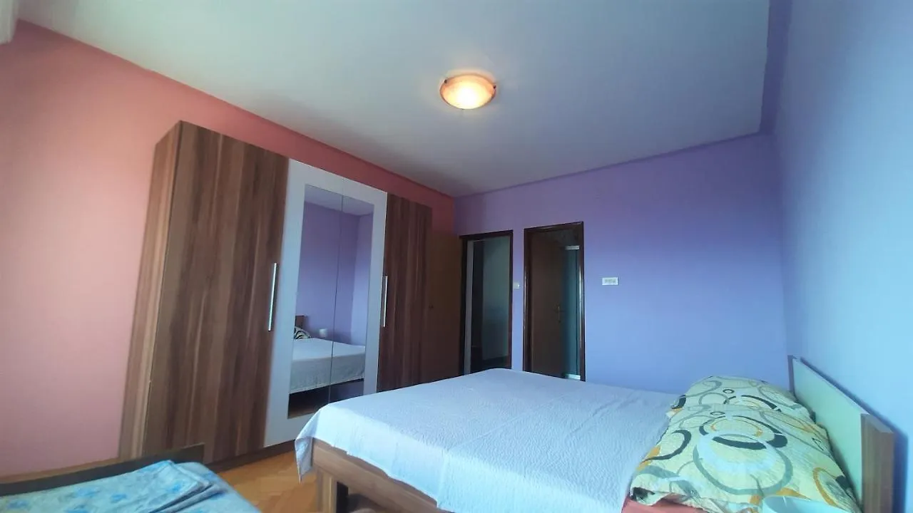 Apartments And Rooms Close To The Sea Povile Chorwacja