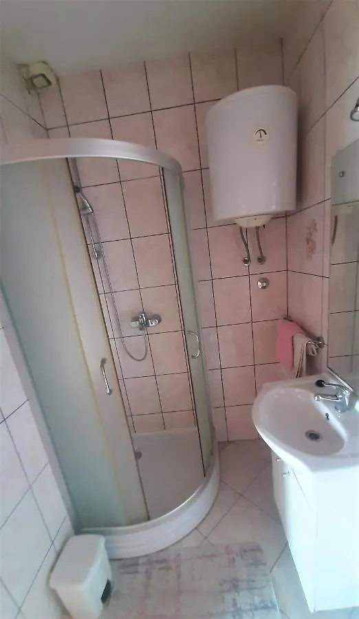 Apartments And Rooms Close To The Sea Povile 0*,  Croaţia