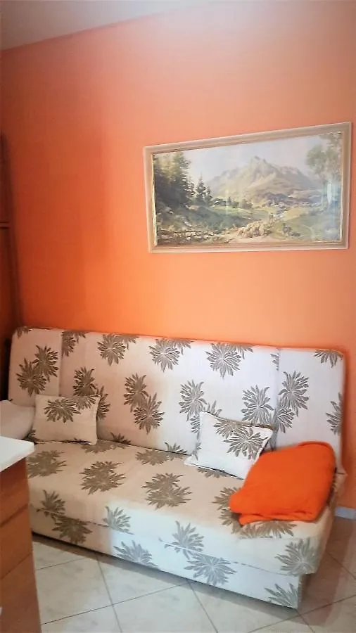 Apartments And Rooms Close To The Sea Povile Croaţia